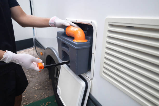 Portable Toilet Options We Offer in Lathrup Village, MI